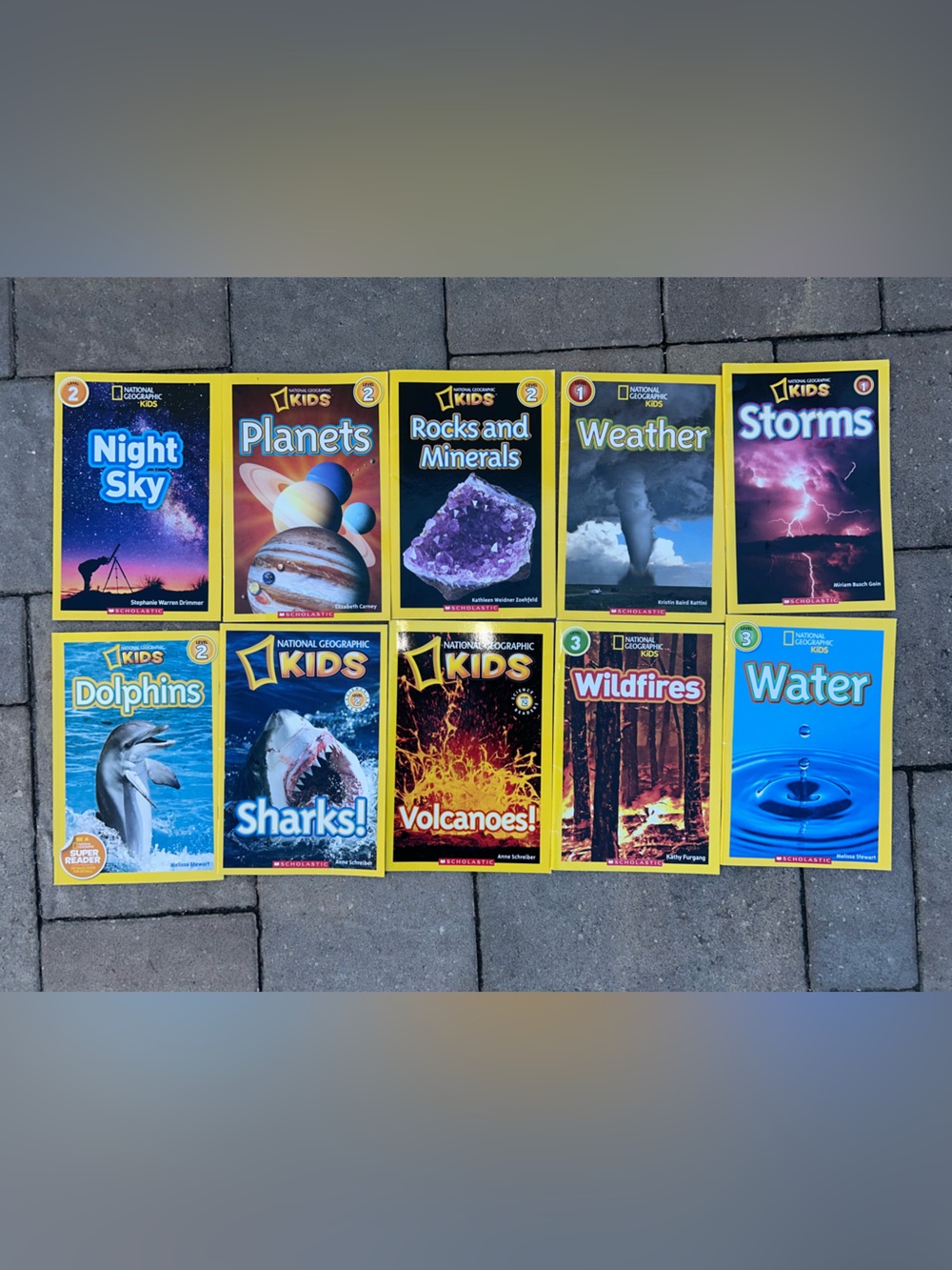 (10) National Geographic Kids Book Lot